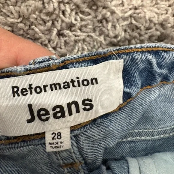 Reformation Pleated Reworked High Rise Wide Leg Jeans -27 - Picture 12 of 13